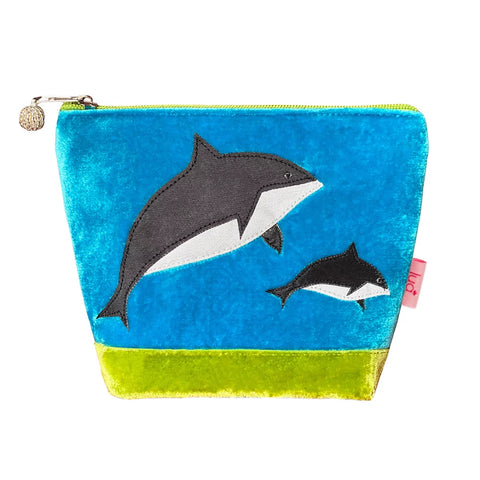 Appliqué Orcas Cosmetic Purse